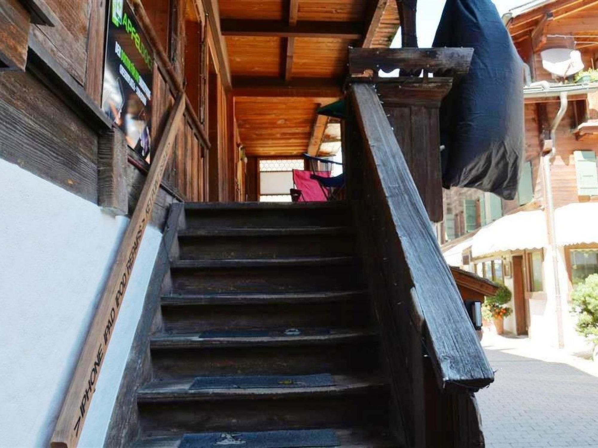 Apartment Le Vieux Chalet By Interhome Gstaad Bagian luar foto